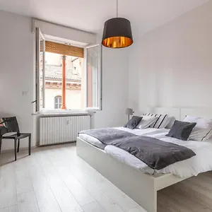 https://incantevole-appartamento-nel-cuore-di-bologna.emilia-romagnahotels.net